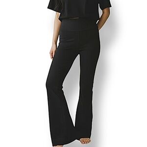 4/$20 Forever 21 Black High Rise Flare Leggings Yoga Pants Bootcut Stretch M